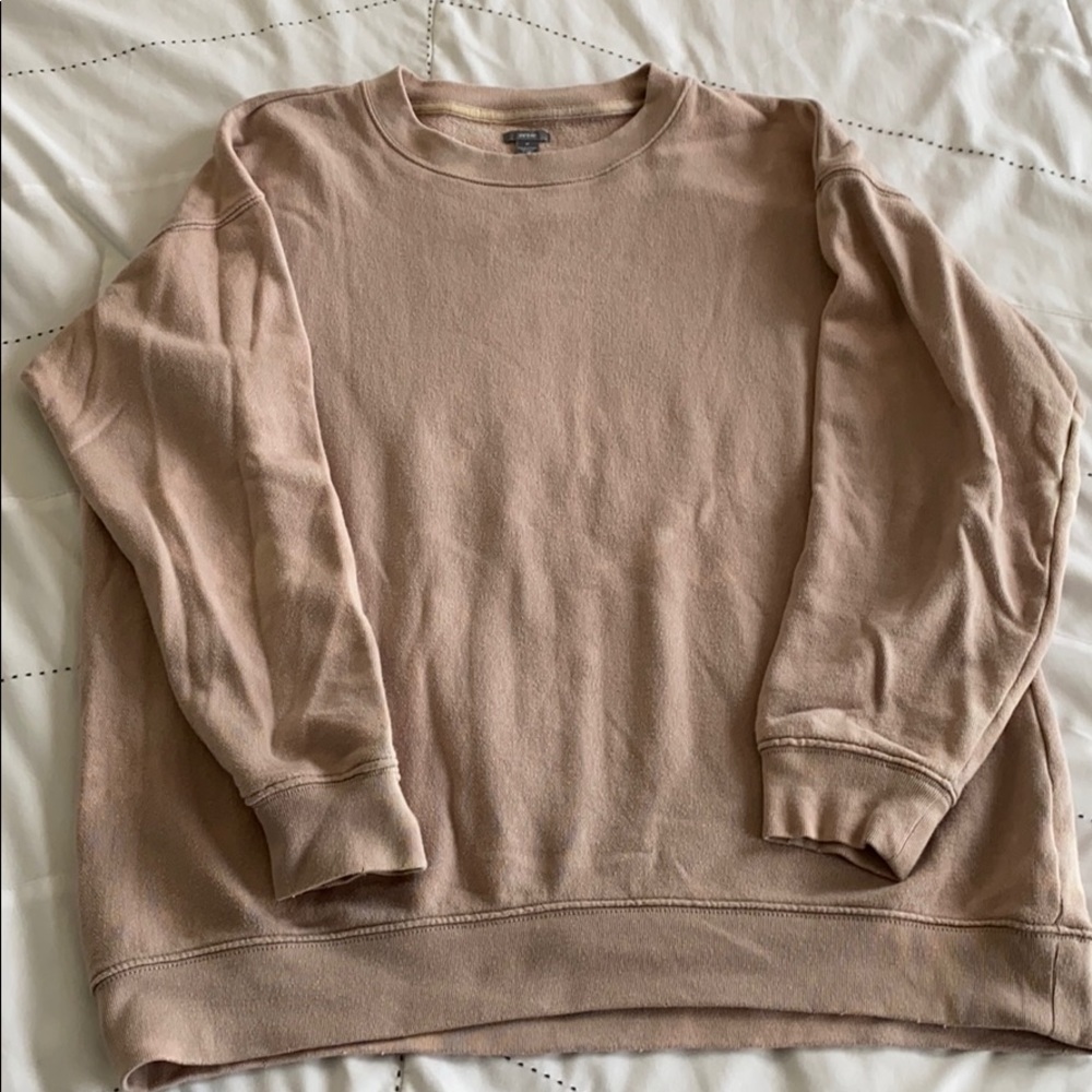 Oversized lightly tie dyed sweater 🤍